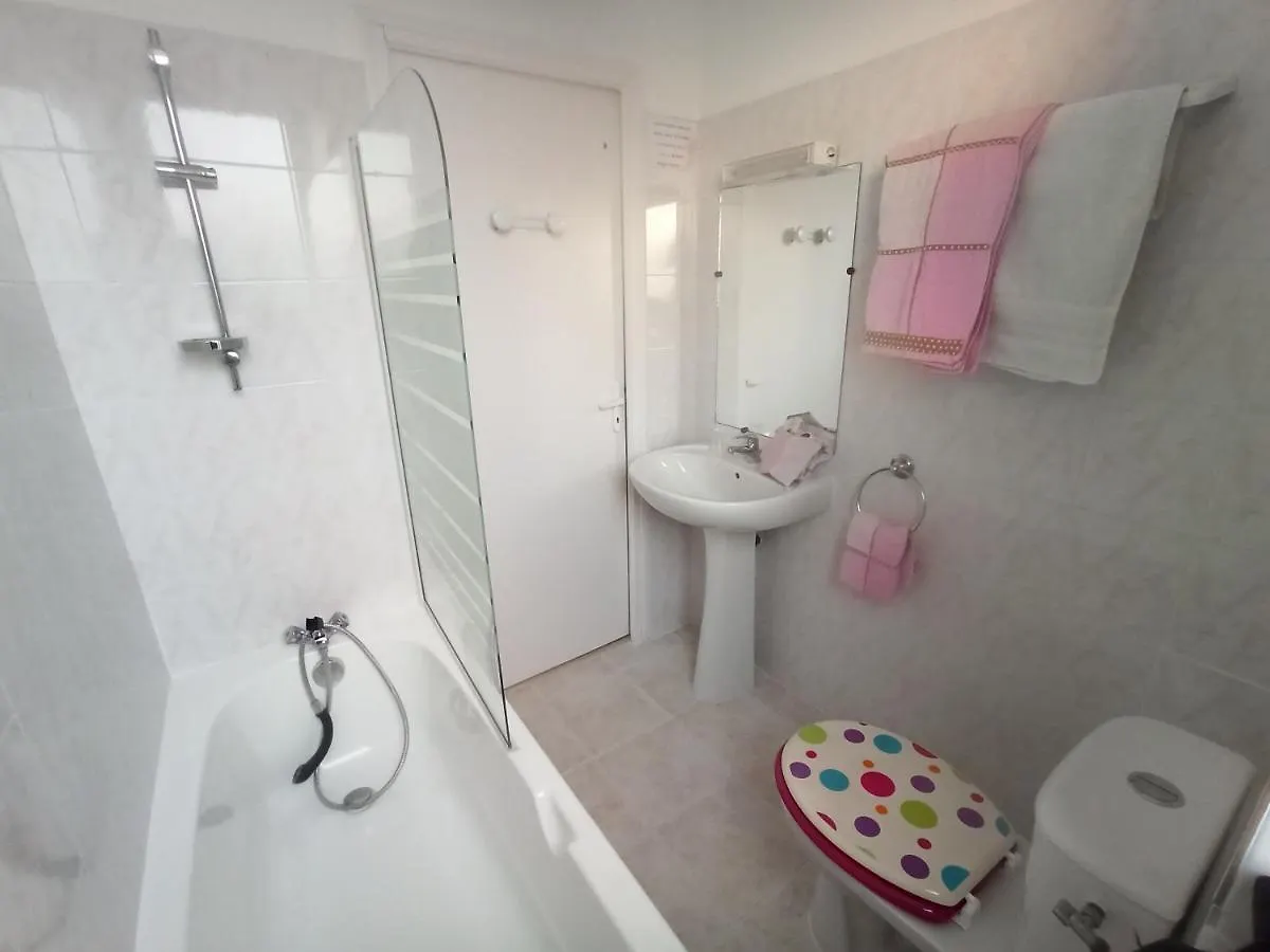 LocquémeauLe Run Ar Mor 22住宿加早餐旅馆 Locquémeau